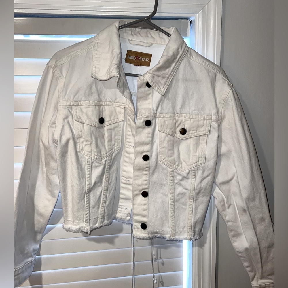 Red Star - cropped white denim jacket